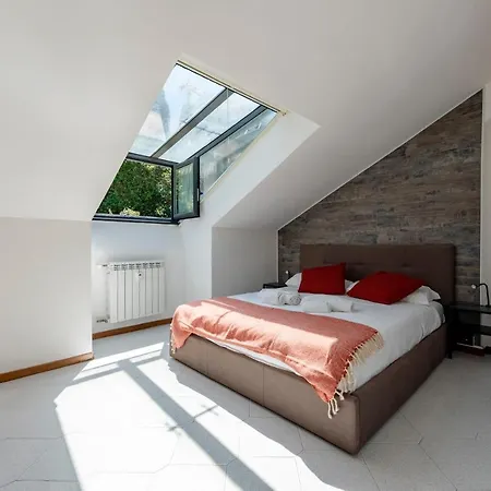 Mansarda Romantica Apartman *