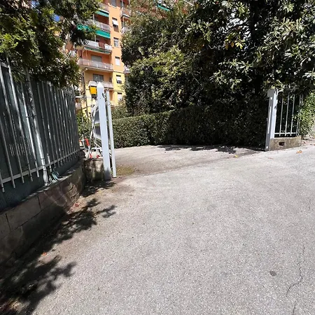 Mansarda Romantica Apartman Rapallo